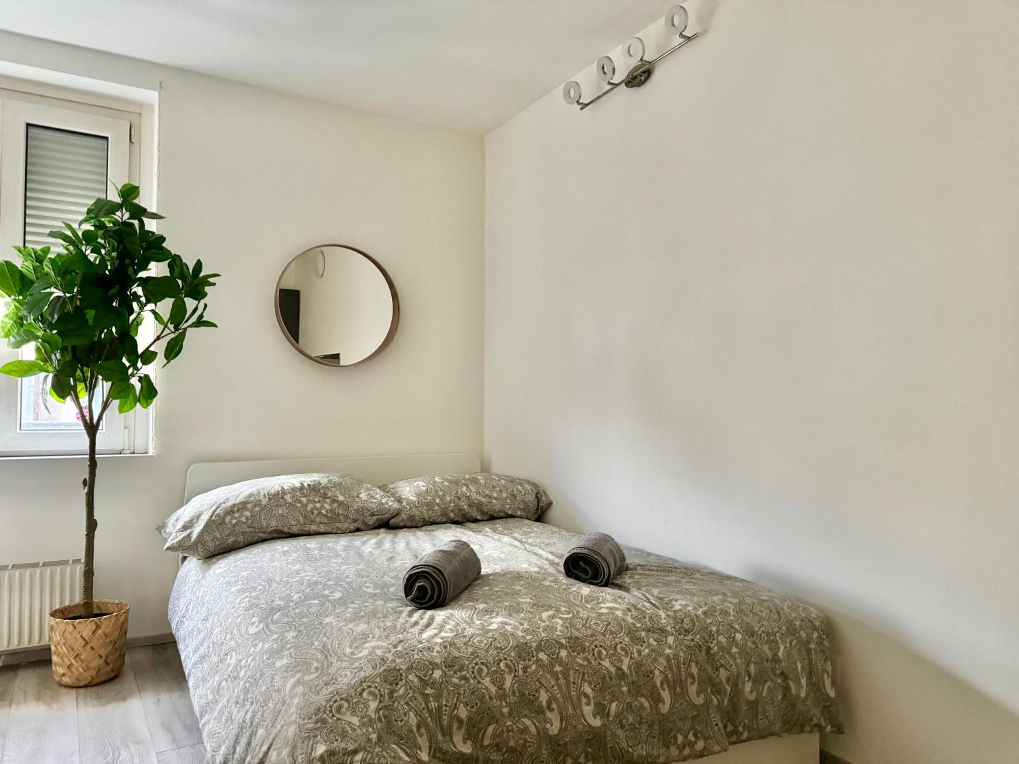 Stylish Schonbrunn Apartments With Free Parking Wiedeń Zewnętrze zdjęcie