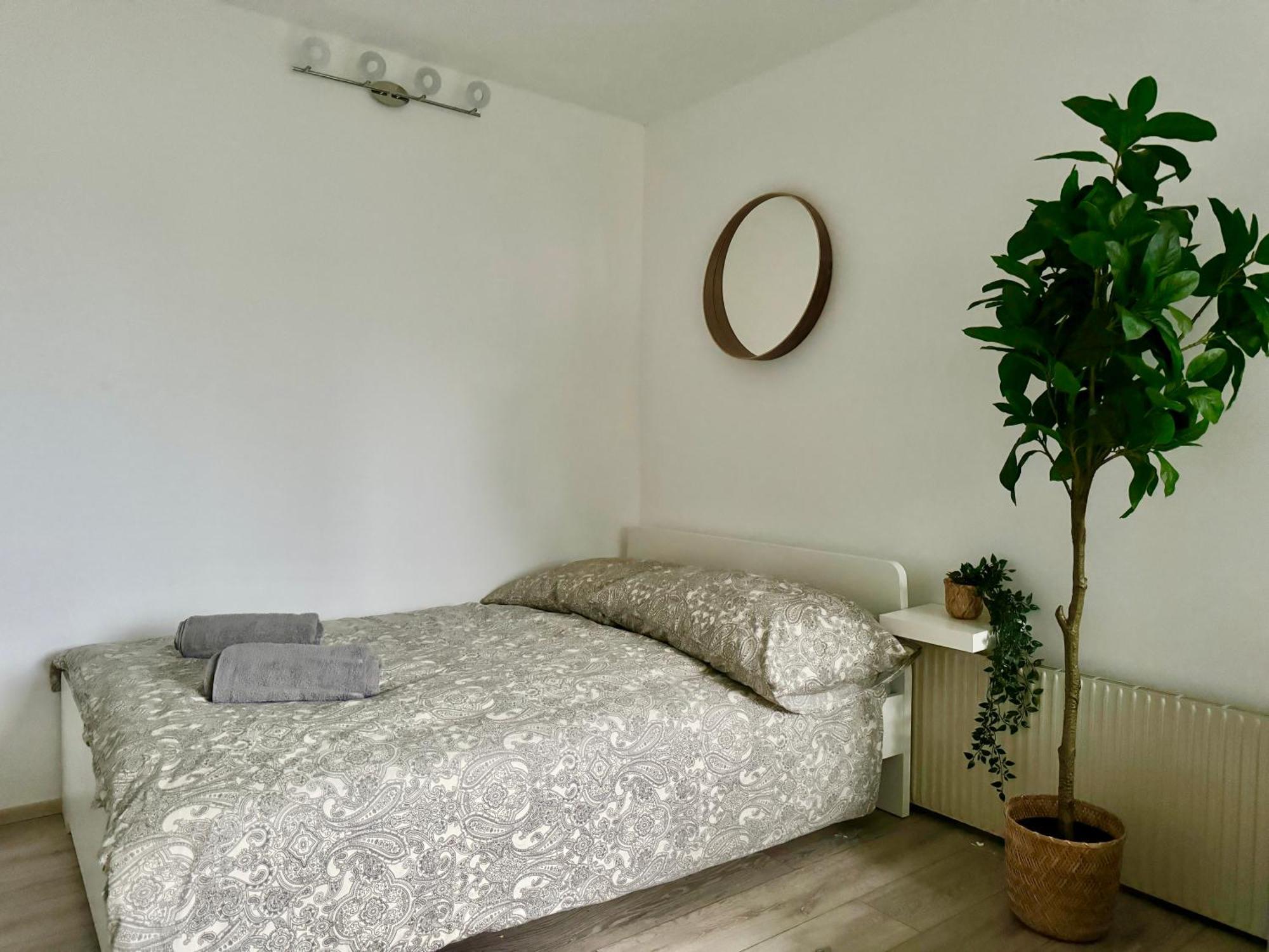 Stylish Schonbrunn Apartments With Free Parking Wiedeń Zewnętrze zdjęcie