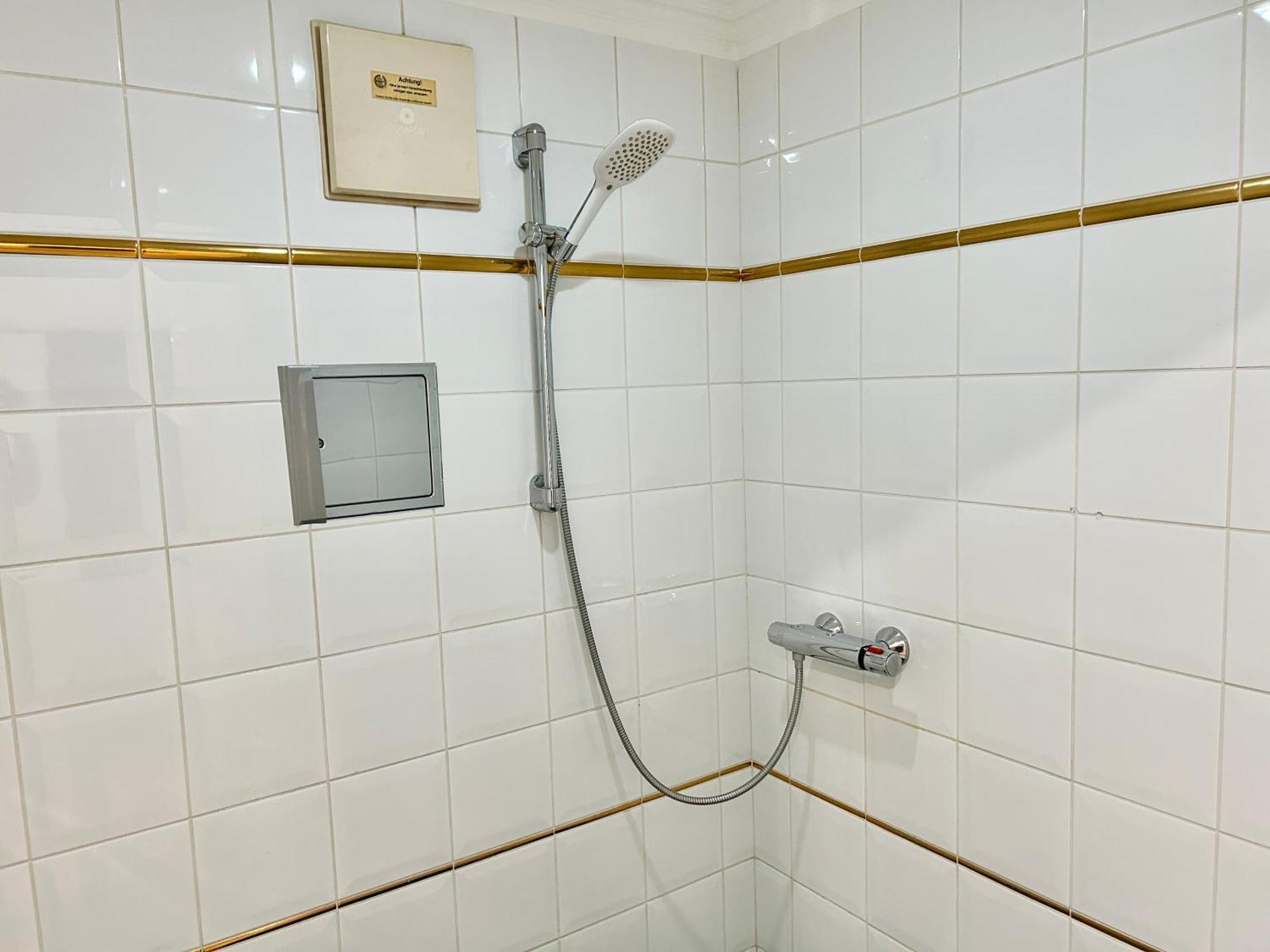 Stylish Schonbrunn Apartments With Free Parking Wiedeń Zewnętrze zdjęcie